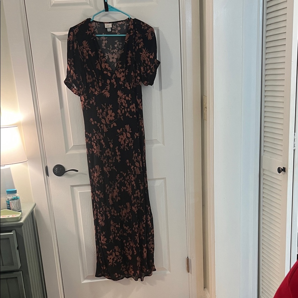 Floral Black and Tan Maxi Dress